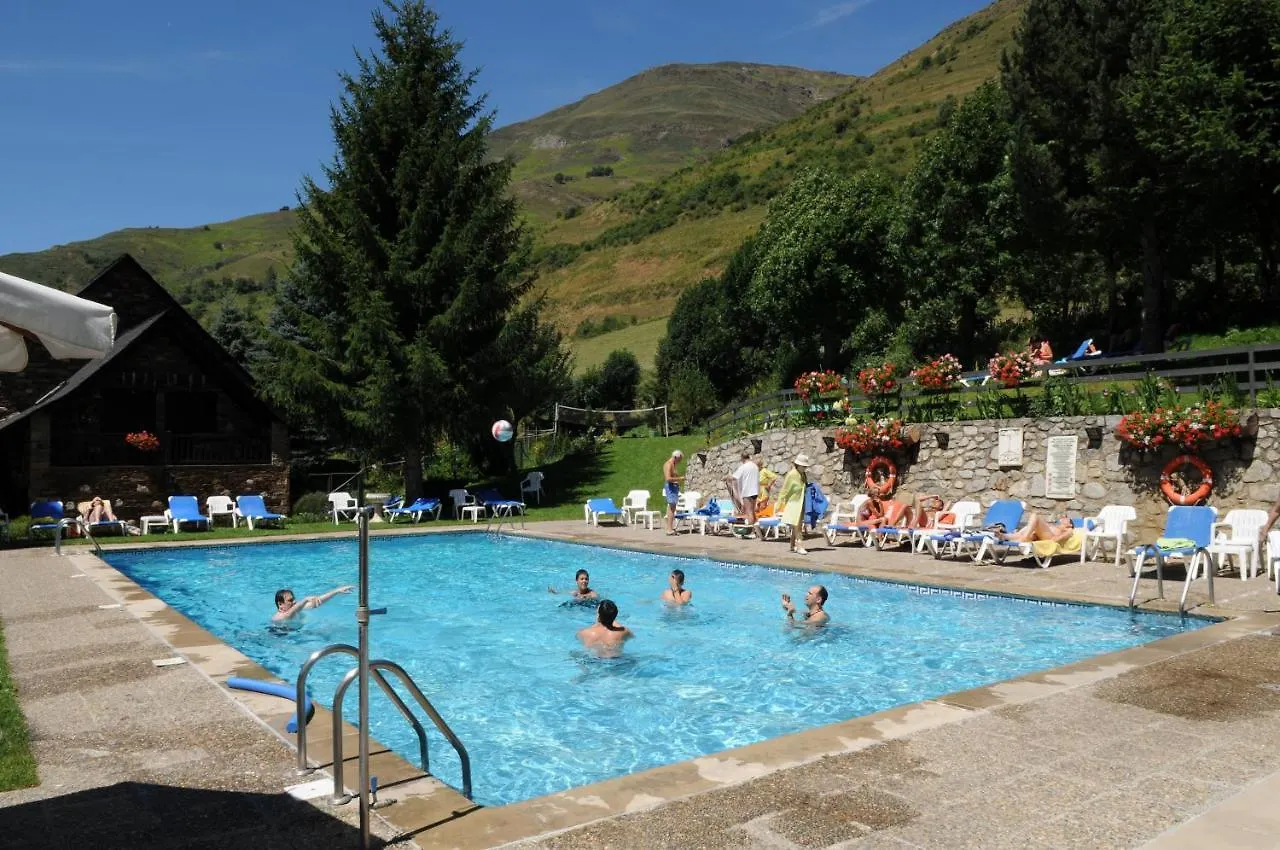 Hotel Petit Lacreu Salardú 3*,