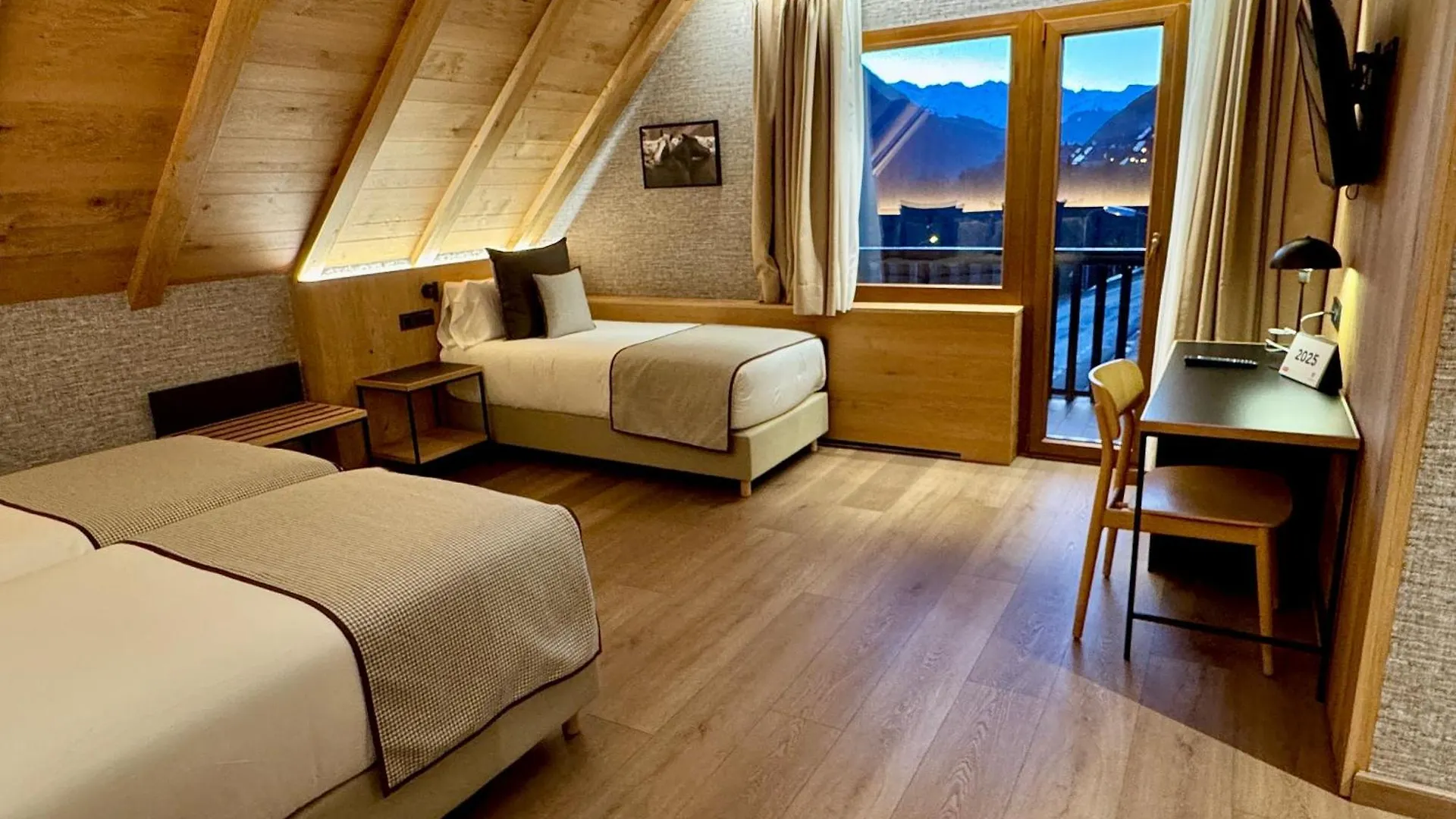 Hotel Petit Lacreu Salardú